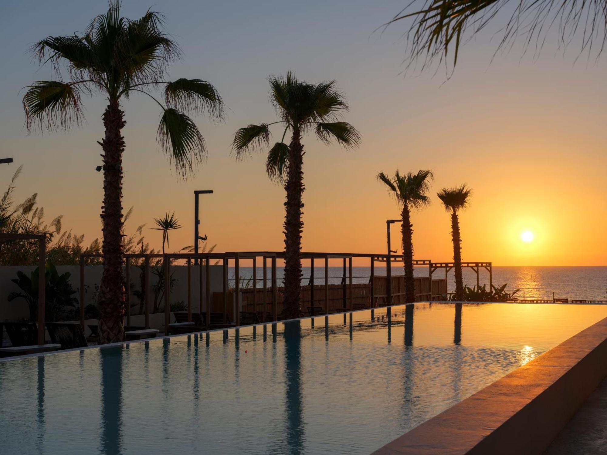 Be Batroun Hotel Bagian luar foto